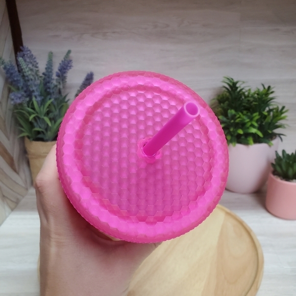 💕Starbucks Barbie Fall 2021 Hot Pink Jelly Barbie Studded Tumbler Cold Cup - Picture 4 of 5